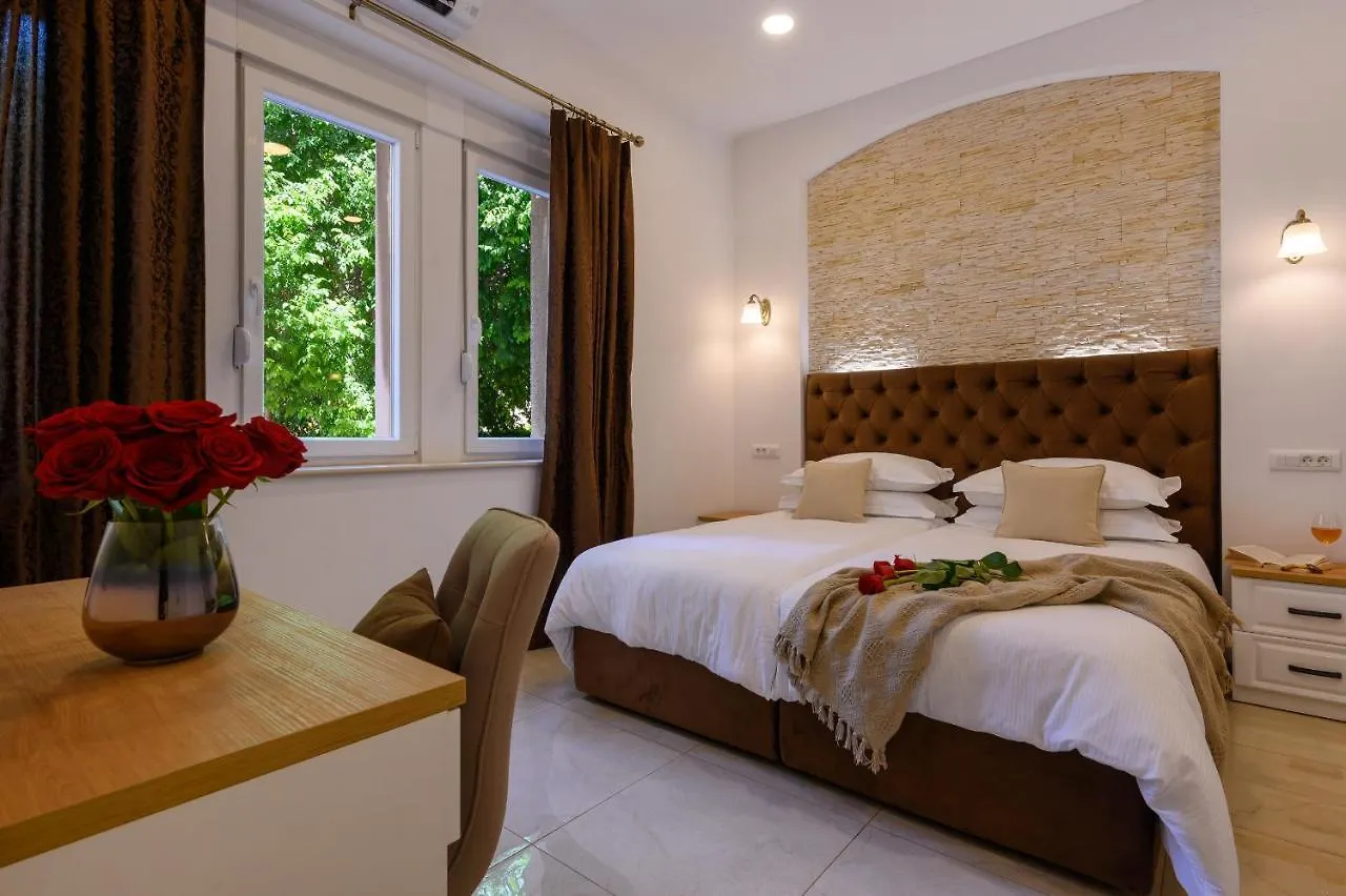 Summer Breeze Luxury Rooms Spalato Croazia