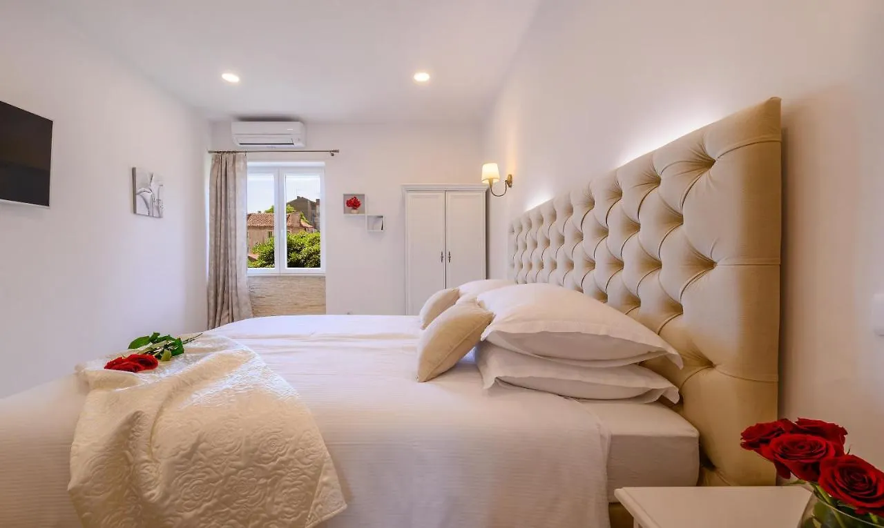 Summer Breeze Luxury Rooms Spalato Croazia
